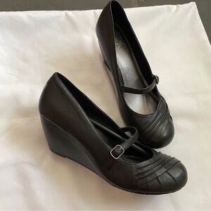 Worn Once MIA Clermont Black Wedge Heels Mary Jane Women’s 10 faux leather shoes